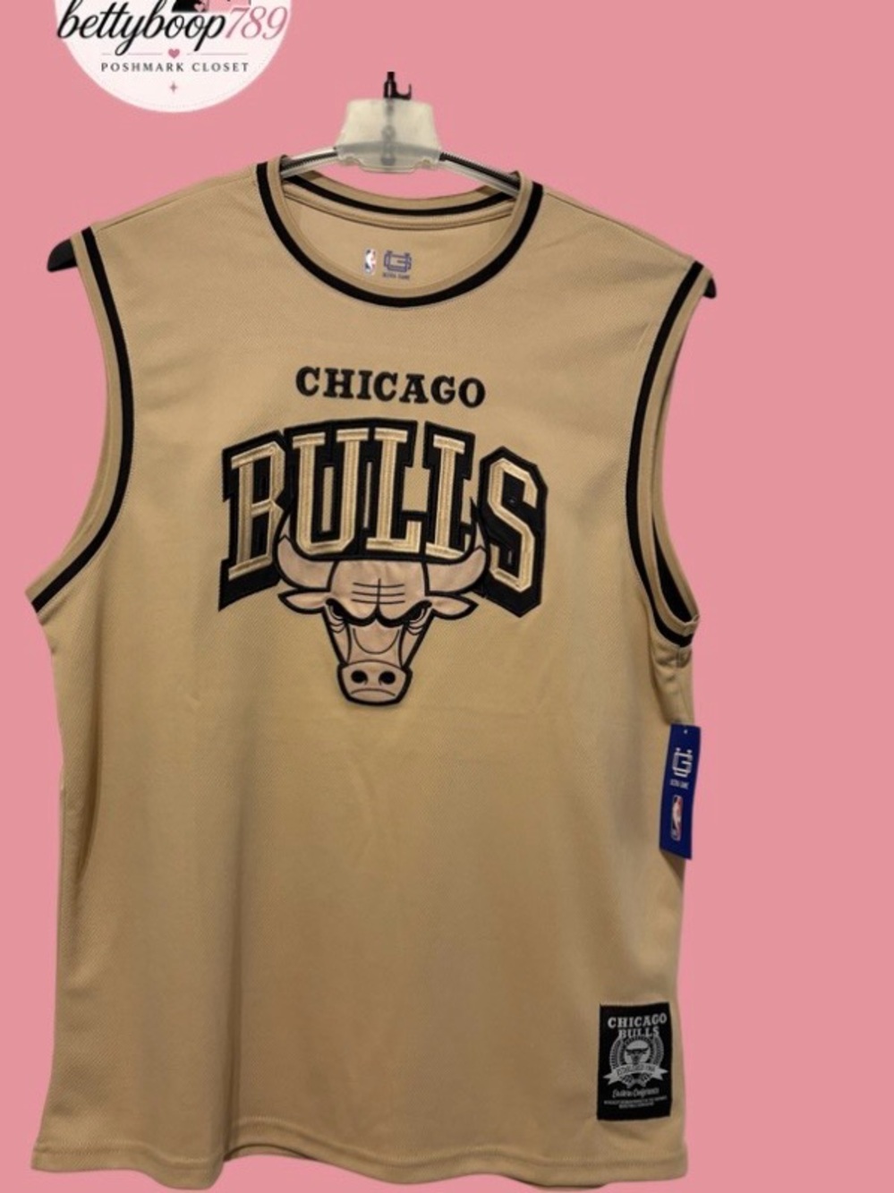 NEW Chicago Bulls Men’s Sleeveless Jersey in Beige